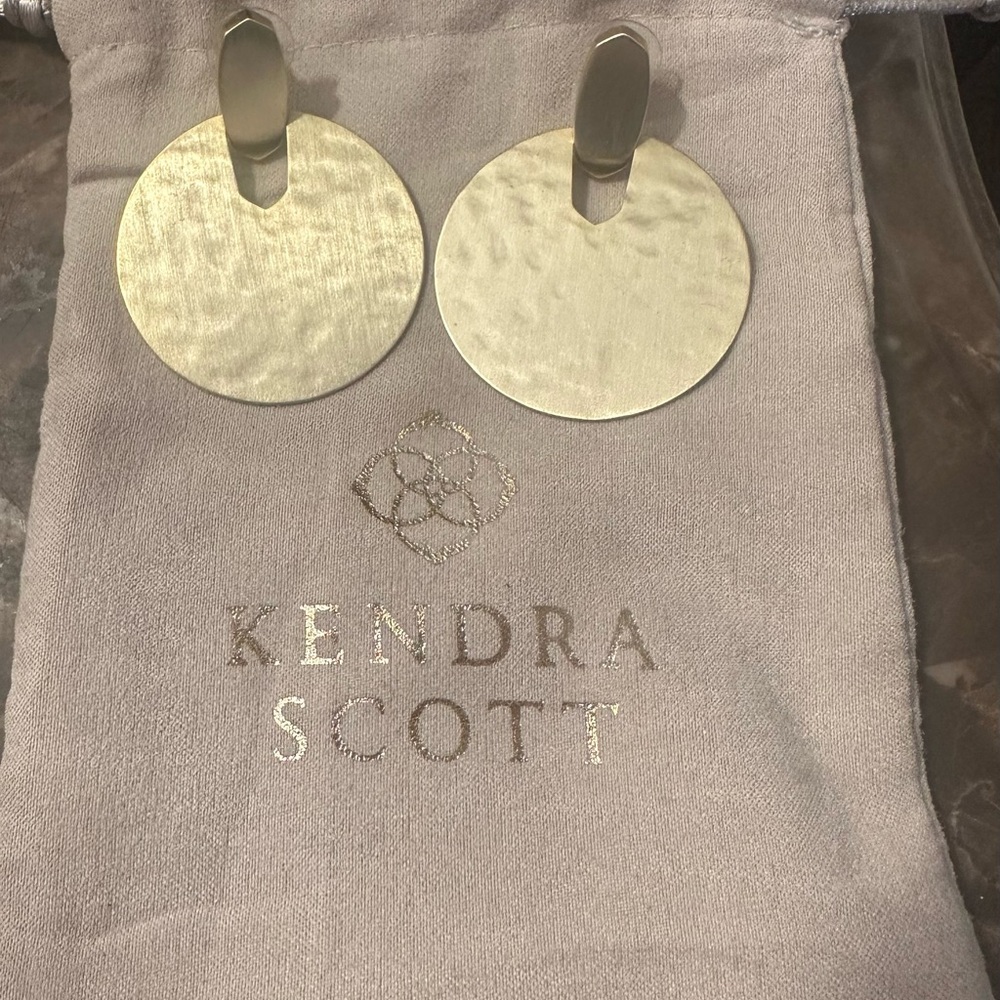 Kendra Scott Hammered Gold Earrings NEW